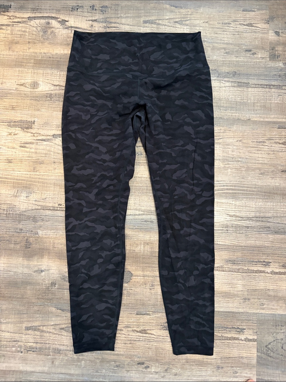 Lululemon align leggings in black camo